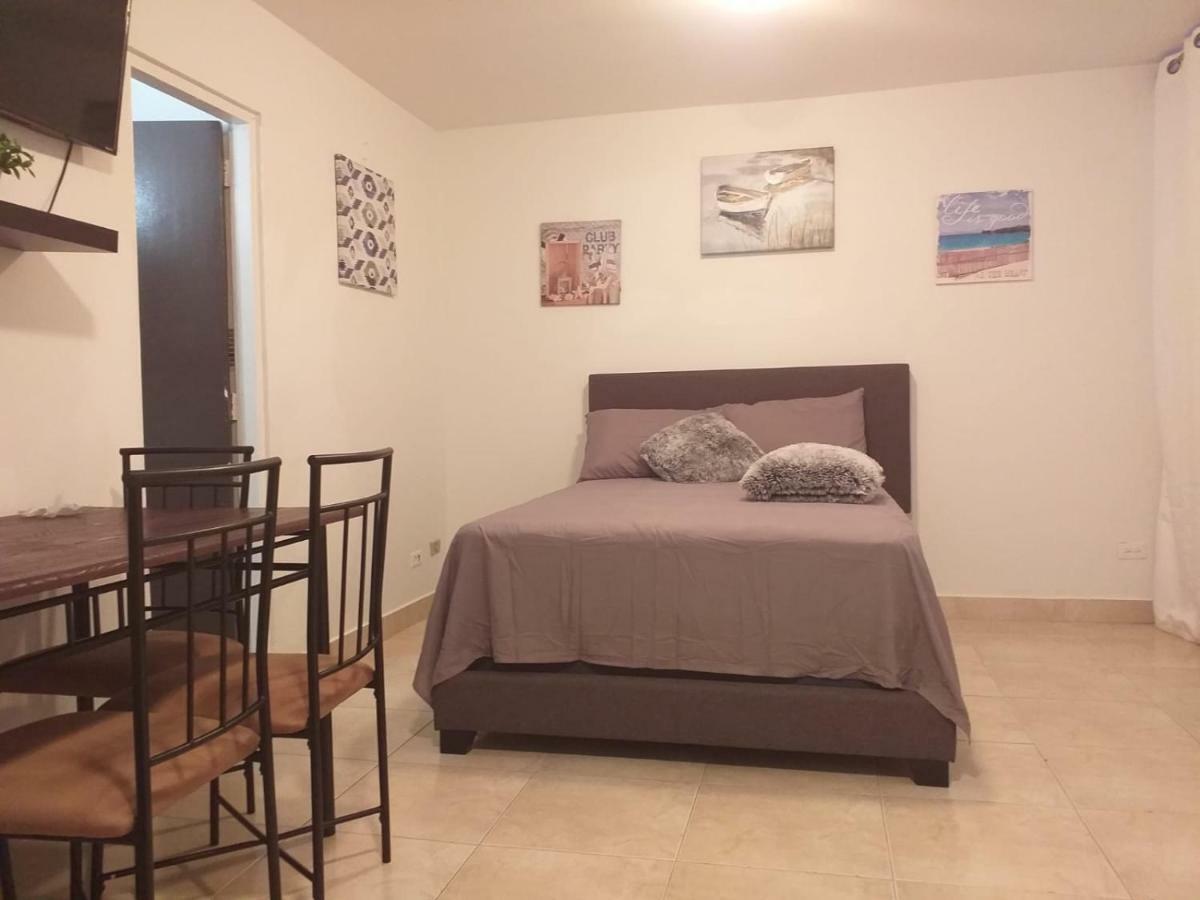 Beach Front Apt 4 At Isla Verde Tower Appartamento San Juan Esterno foto